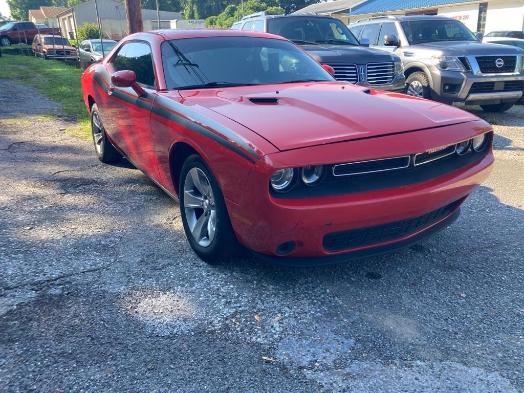 Dodge Challenger 2dr Cpe SXT 2015
