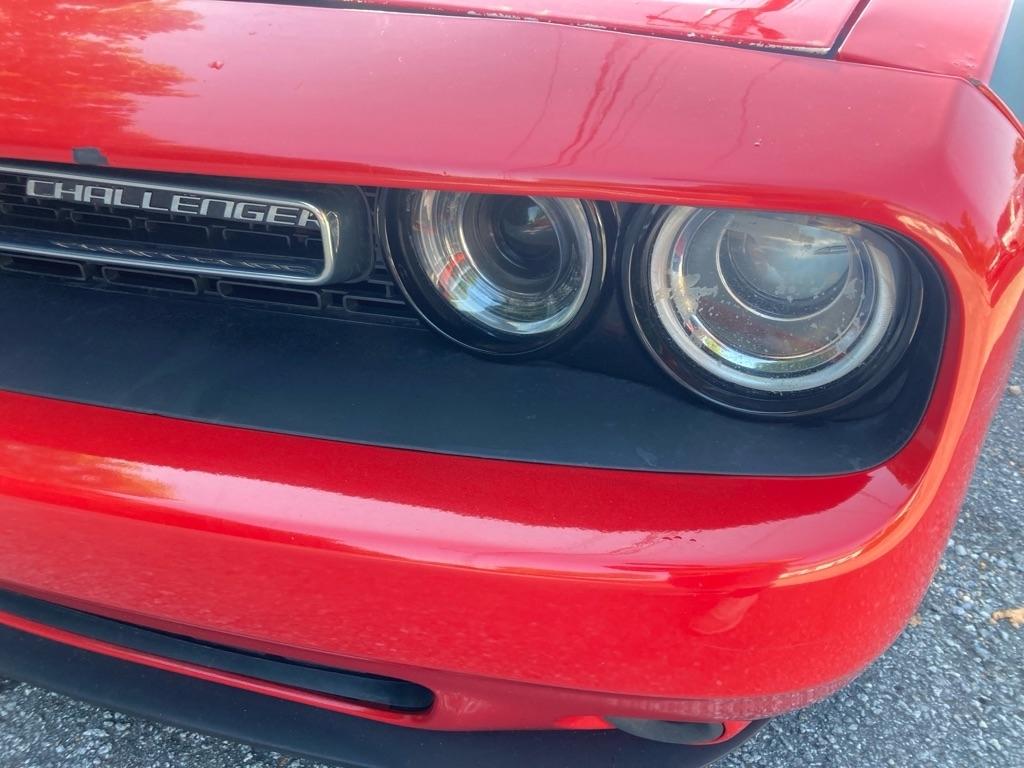 Dodge Challenger 2dr Cpe SXT 2015