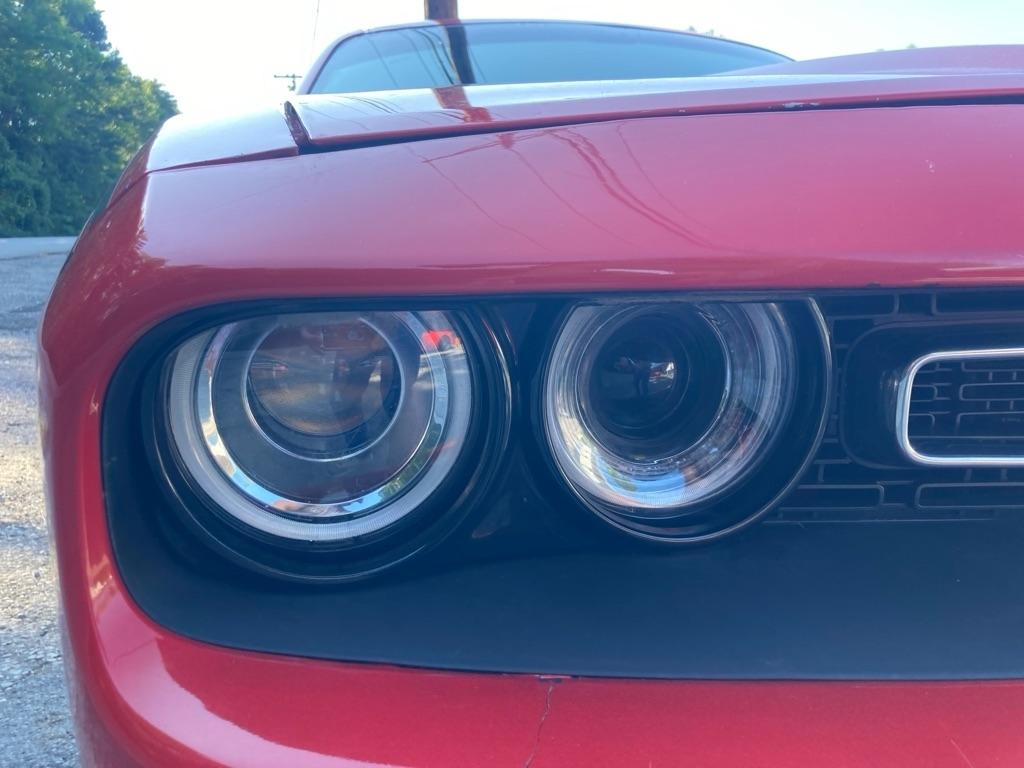 Dodge Challenger 2dr Cpe SXT 2015