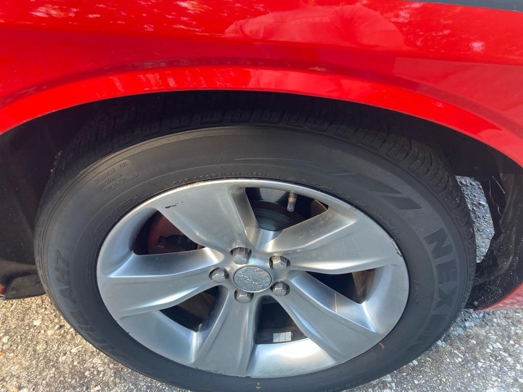 Dodge Challenger 2dr Cpe SXT 2015