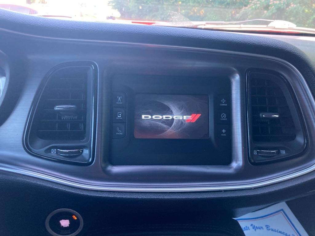 Dodge Challenger 2dr Cpe SXT 2015