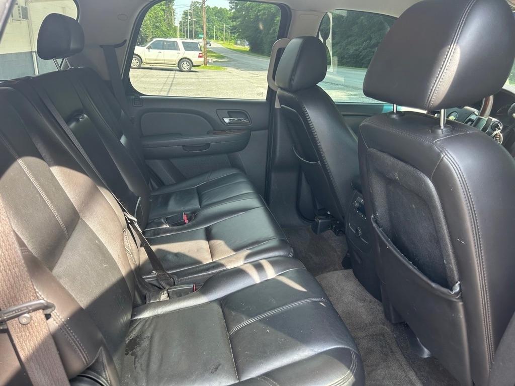 Chevrolet Tahoe 2WD 4dr 1500 LT w/2LT 2009