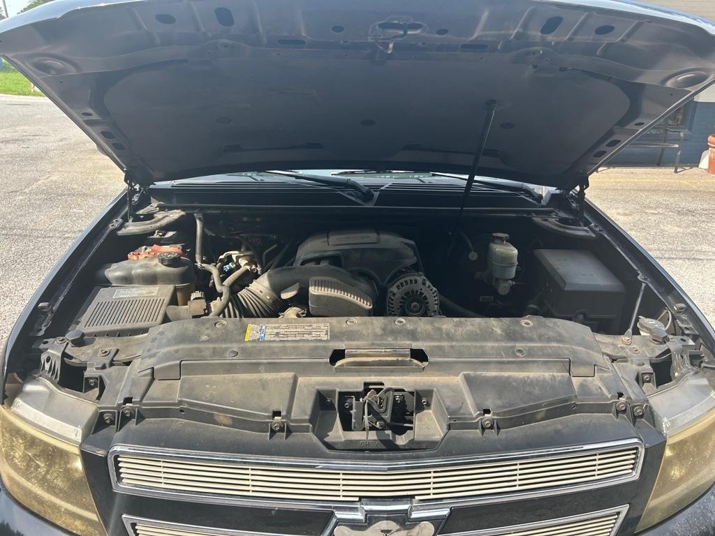 Chevrolet Tahoe 2WD 4dr 1500 LT w/2LT 2009