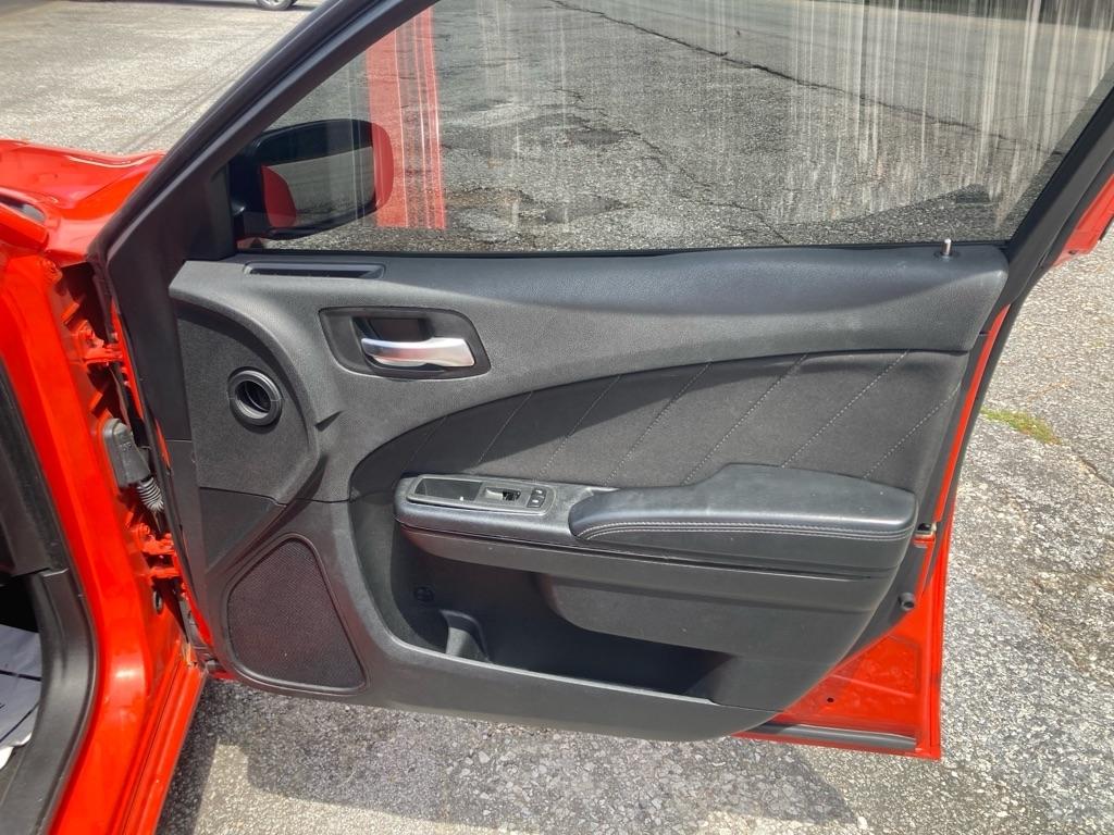 Dodge Charger SXT RWD 2020