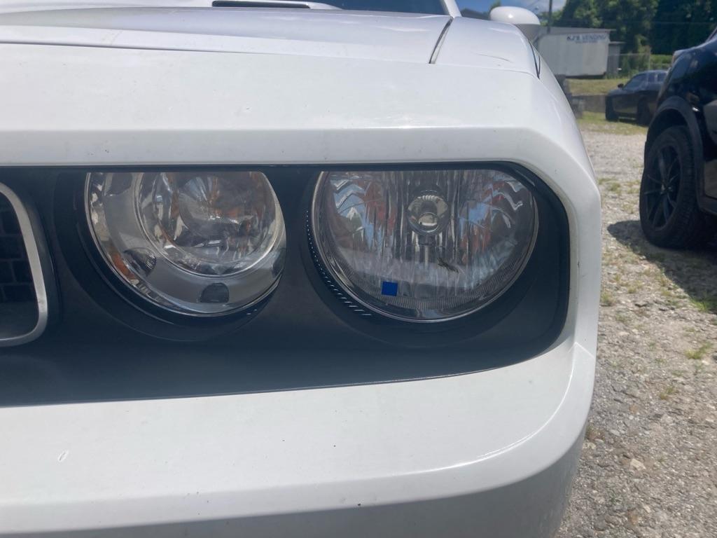 Dodge Challenger 2dr Cpe SXT 2013