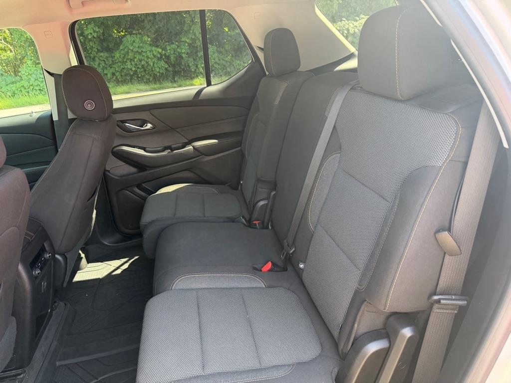 Chevrolet Traverse FWD 4dr LS w/1LS 2020