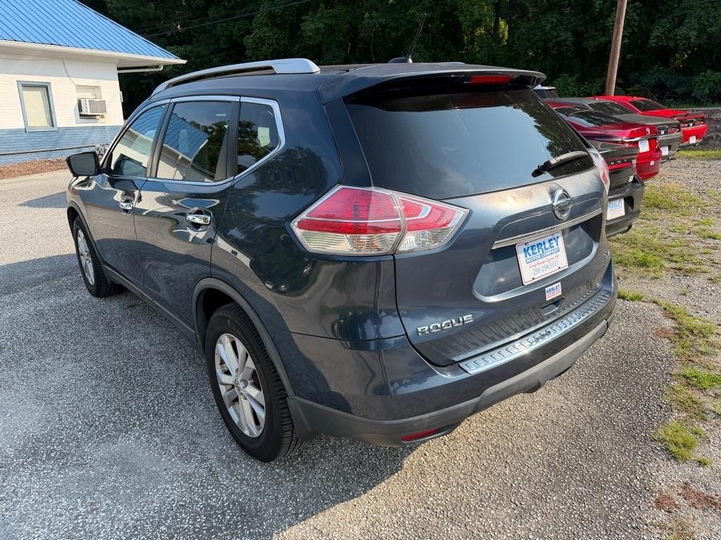 Nissan Rogue FWD 4dr SV 2016