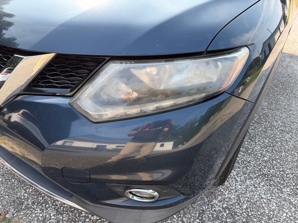 Nissan Rogue FWD 4dr SV 2016
