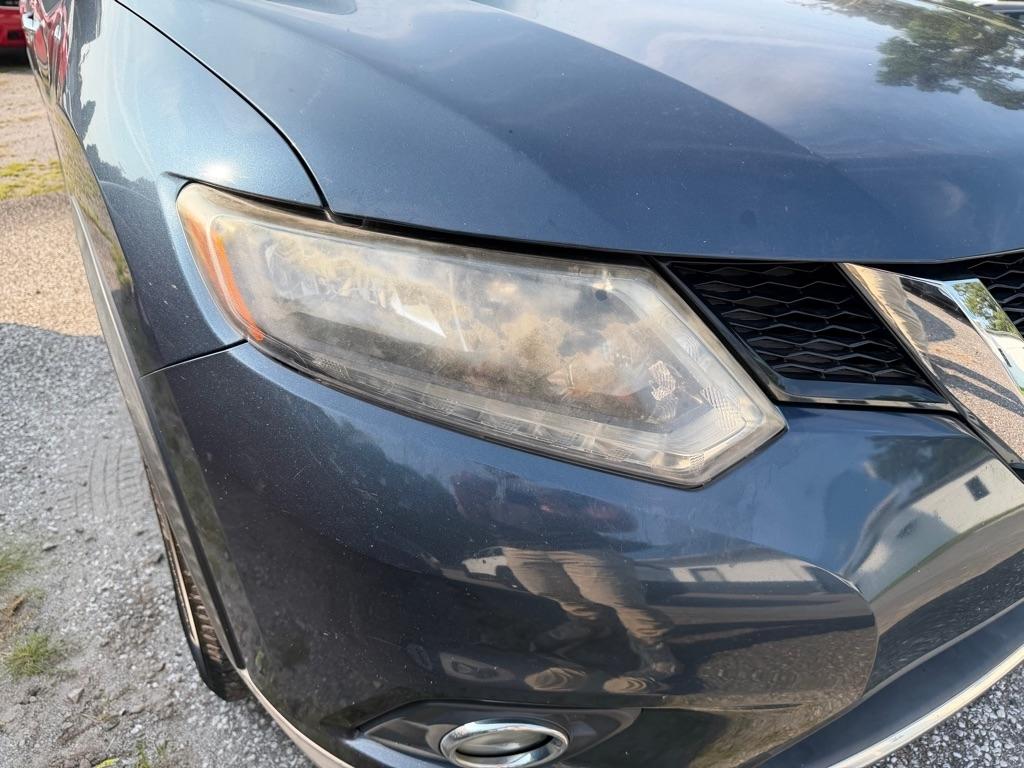 Nissan Rogue FWD 4dr SV 2016
