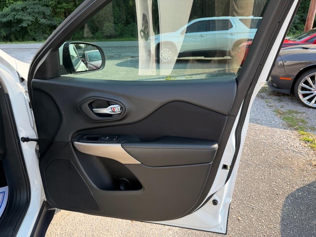 Jeep Cherokee Latitude FWD 2018