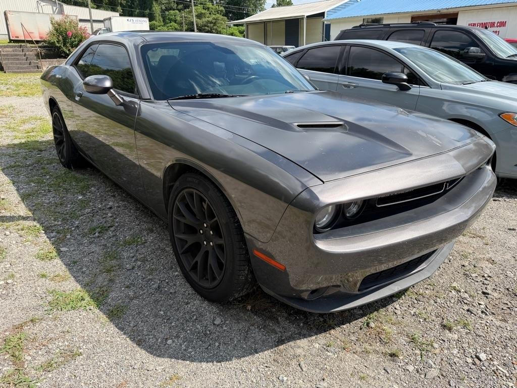 Dodge Challenger 2dr Cpe SXT 2015