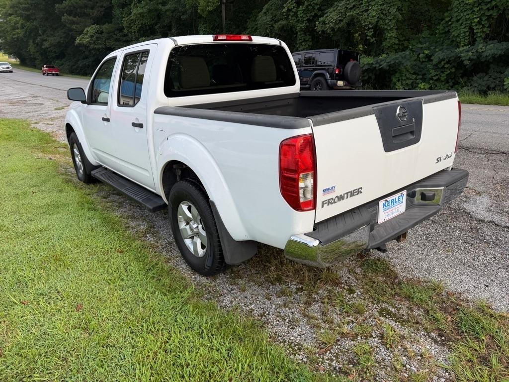 Nissan Frontier 4WD Crew Cab SWB Auto SV 2012