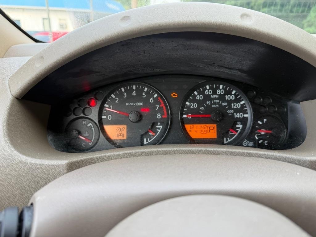 Nissan Frontier 4WD Crew Cab SWB Auto SV 2012