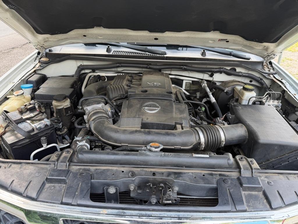 Nissan Frontier 4WD Crew Cab SWB Auto SV 2012