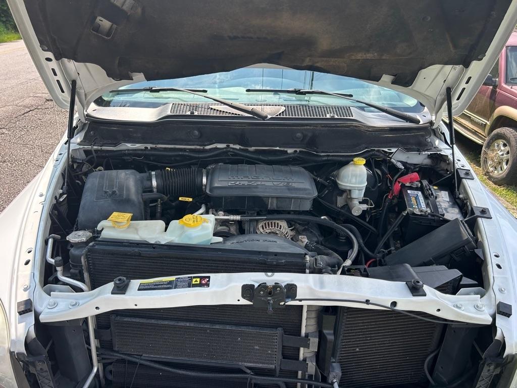 Dodge Ram 1500 2dr Reg Cab 140.5 ST 2006
