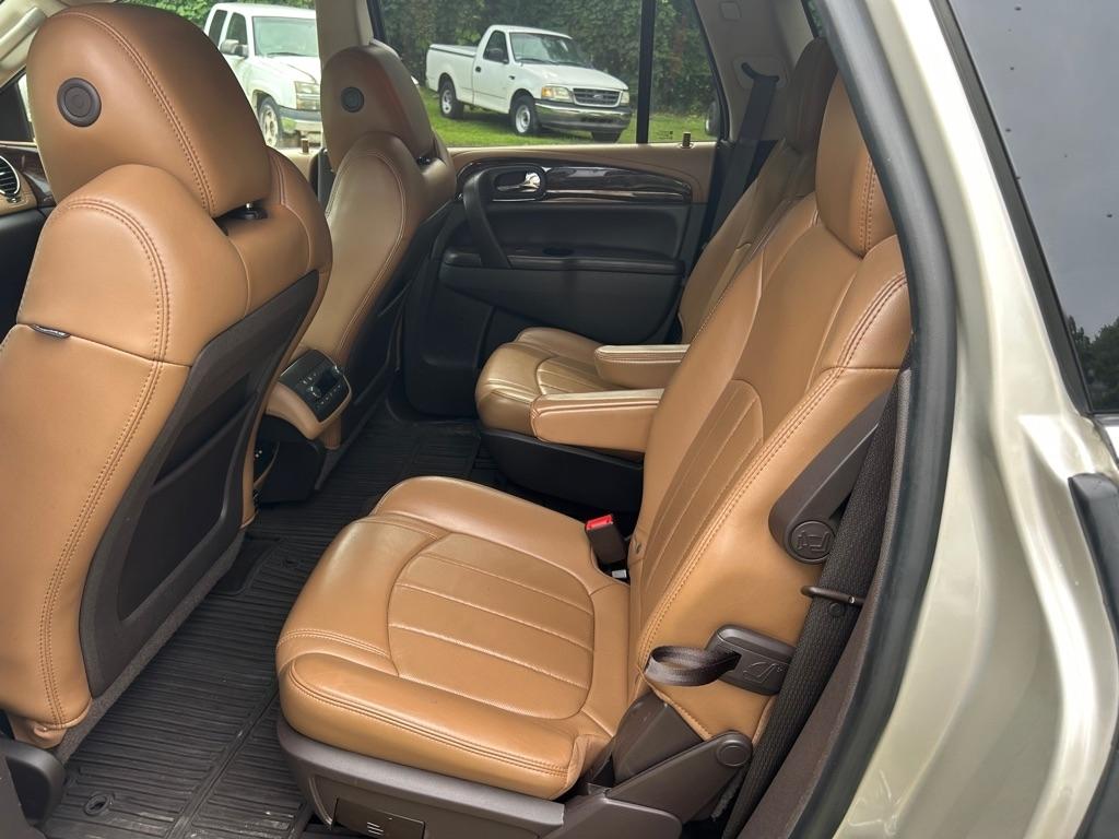 Buick Enclave FWD 4dr Premium 2014