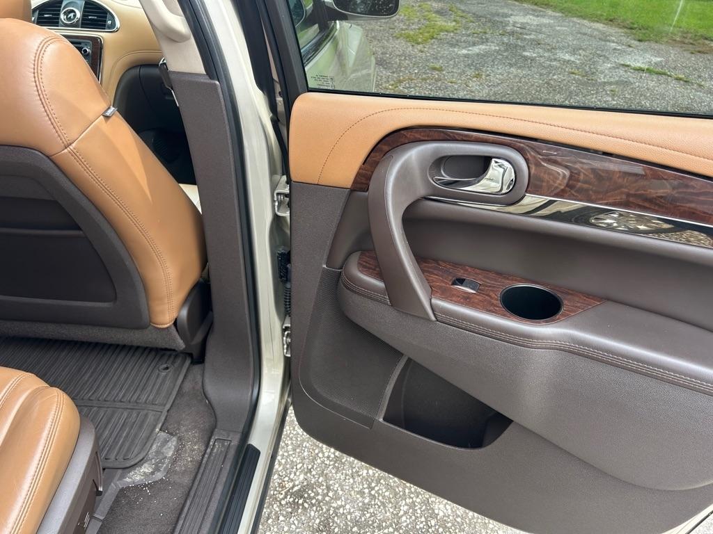 Buick Enclave FWD 4dr Premium 2014