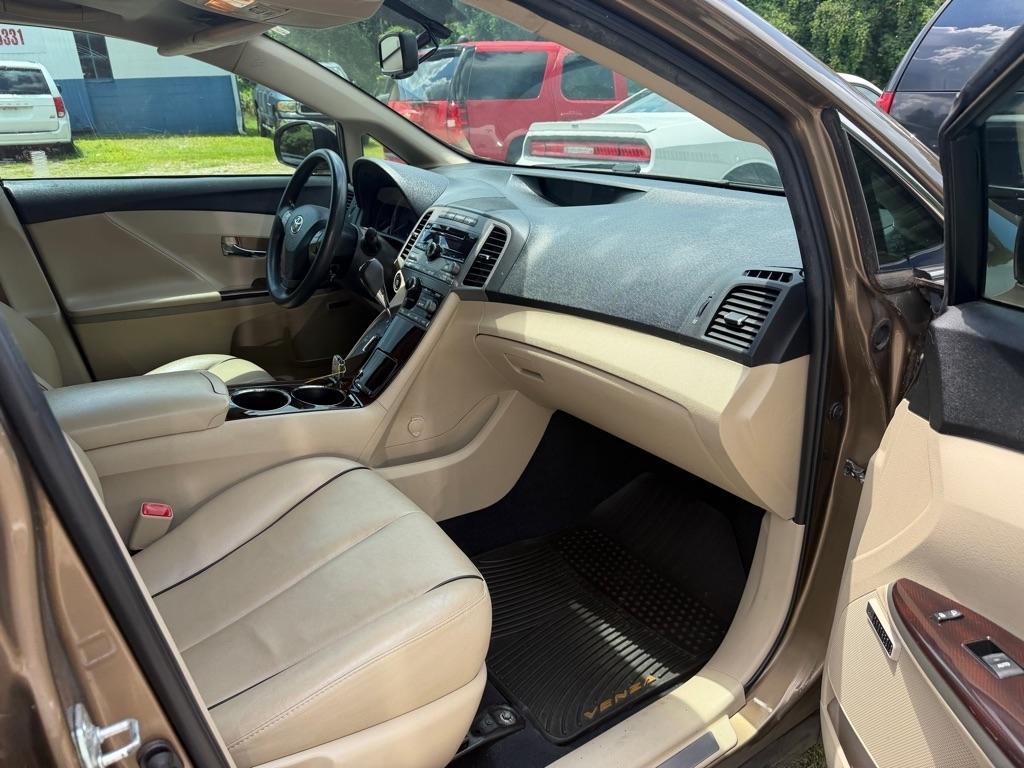 Toyota Venza 4dr Wgn V6 FWD (Natl) 2009