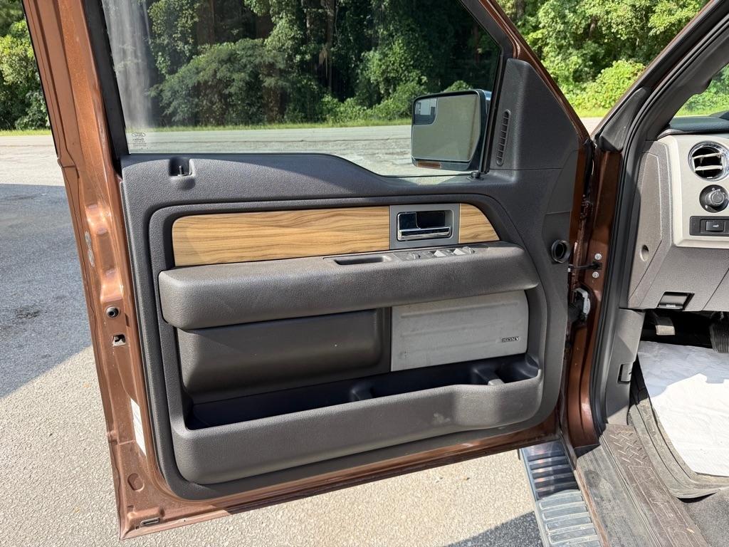Ford F-150 2WD SuperCrew 145" Platinum 2011