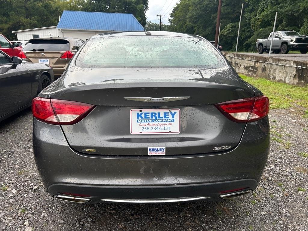 Chrysler 200 4dr Sdn Limited FWD 2015