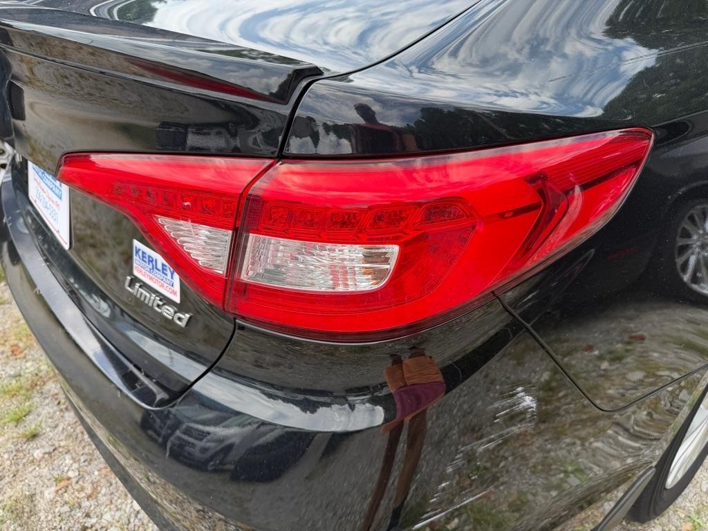 Hyundai Sonata 4dr Sdn 2.4L Limited 2015