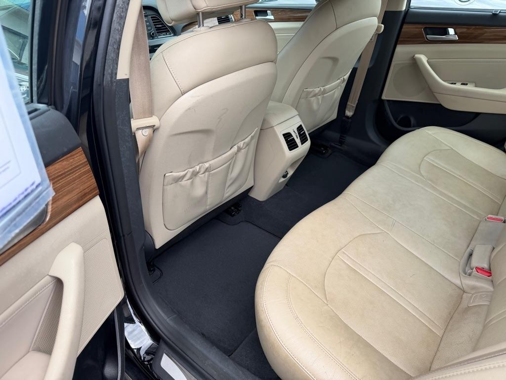 Hyundai Sonata 4dr Sdn 2.4L Limited 2015