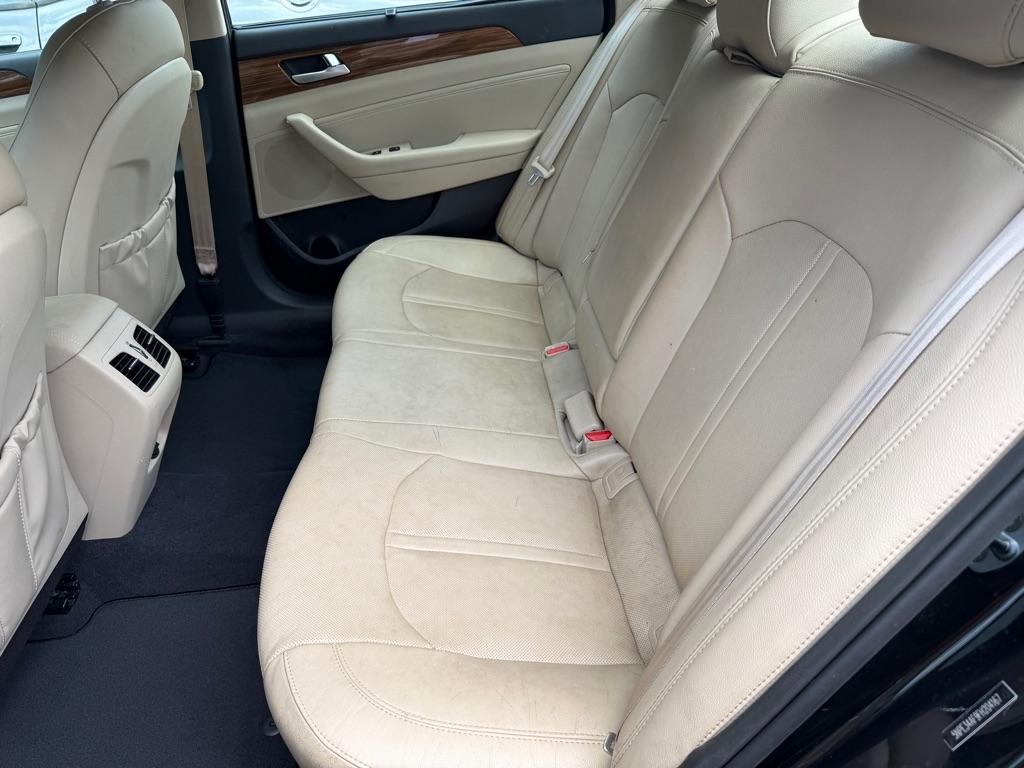Hyundai Sonata 4dr Sdn 2.4L Limited 2015