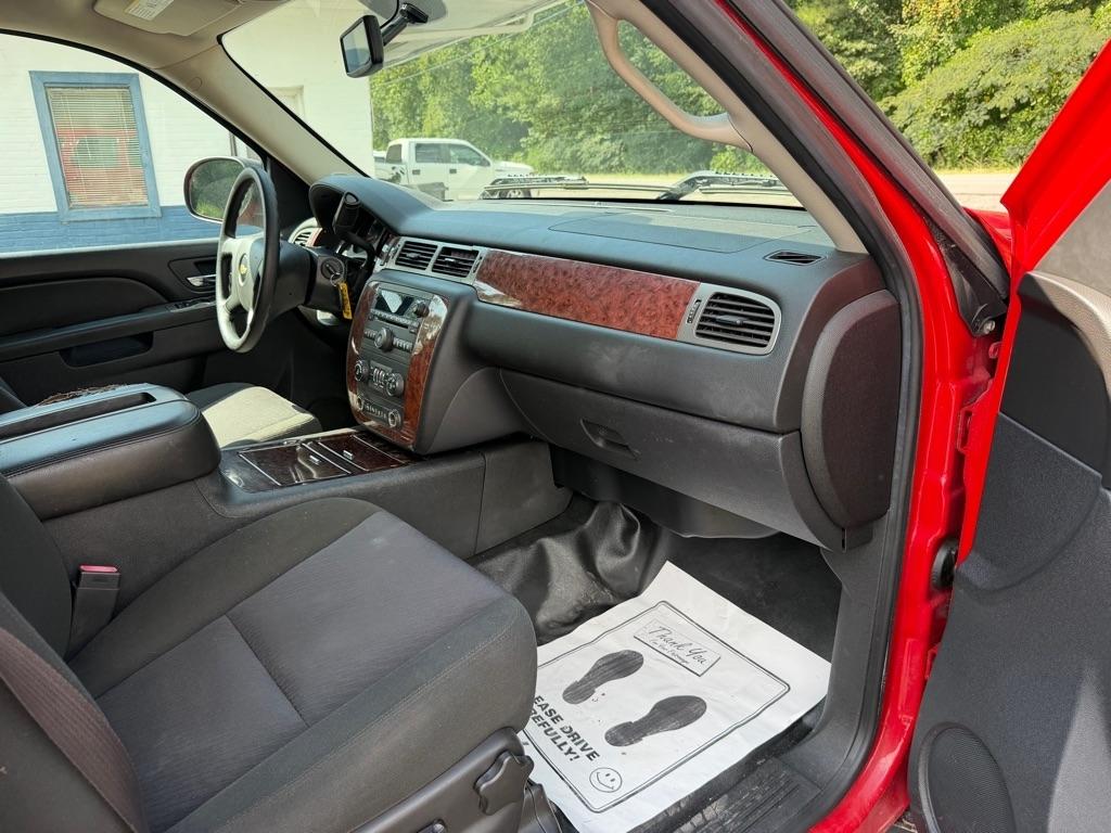 Chevrolet Tahoe 2WD 4dr 1500 Commercial 2012