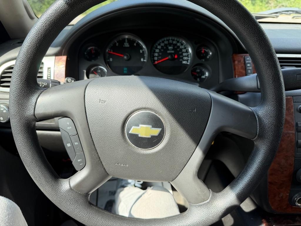 Chevrolet Tahoe 2WD 4dr 1500 Commercial 2012