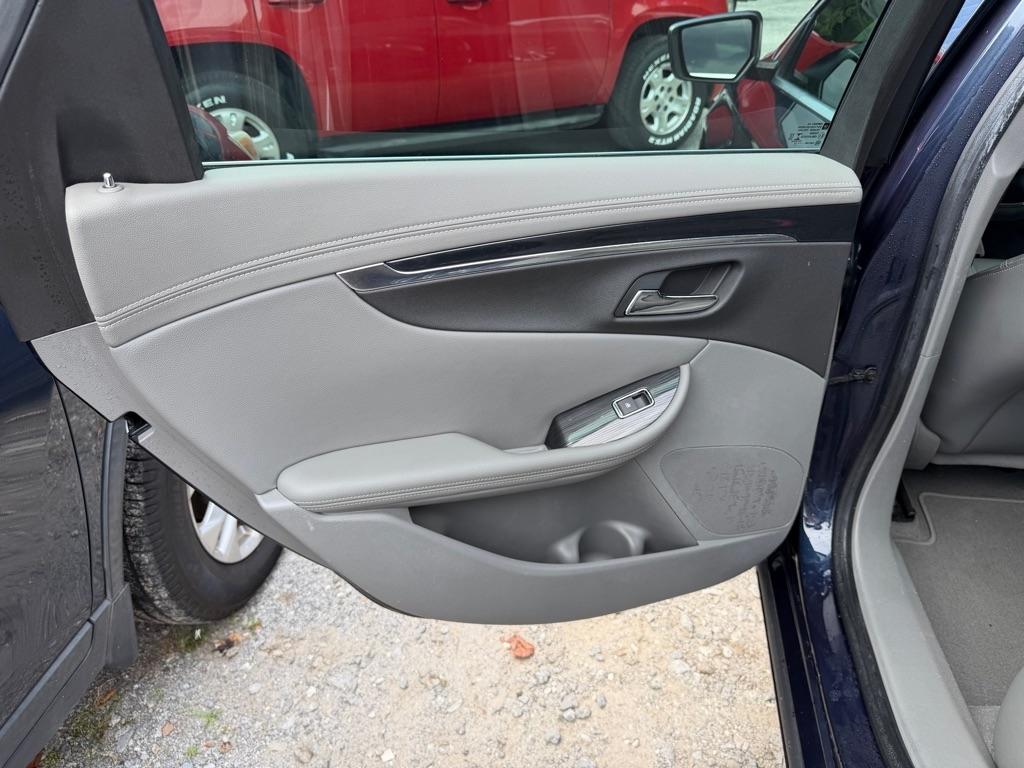 Chevrolet Impala 4dr Sdn LS w/1FL 2019