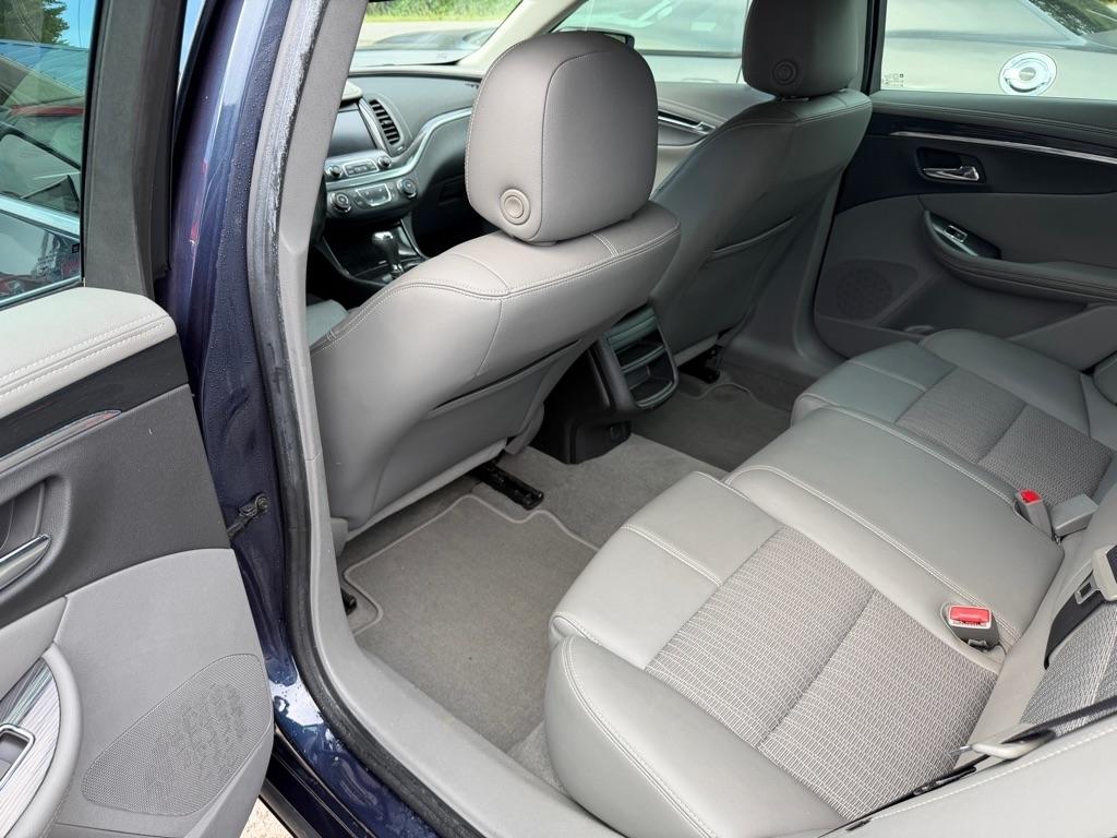Chevrolet Impala 4dr Sdn LS w/1FL 2019