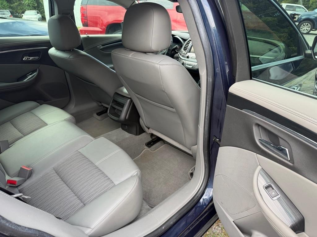 Chevrolet Impala 4dr Sdn LS w/1FL 2019
