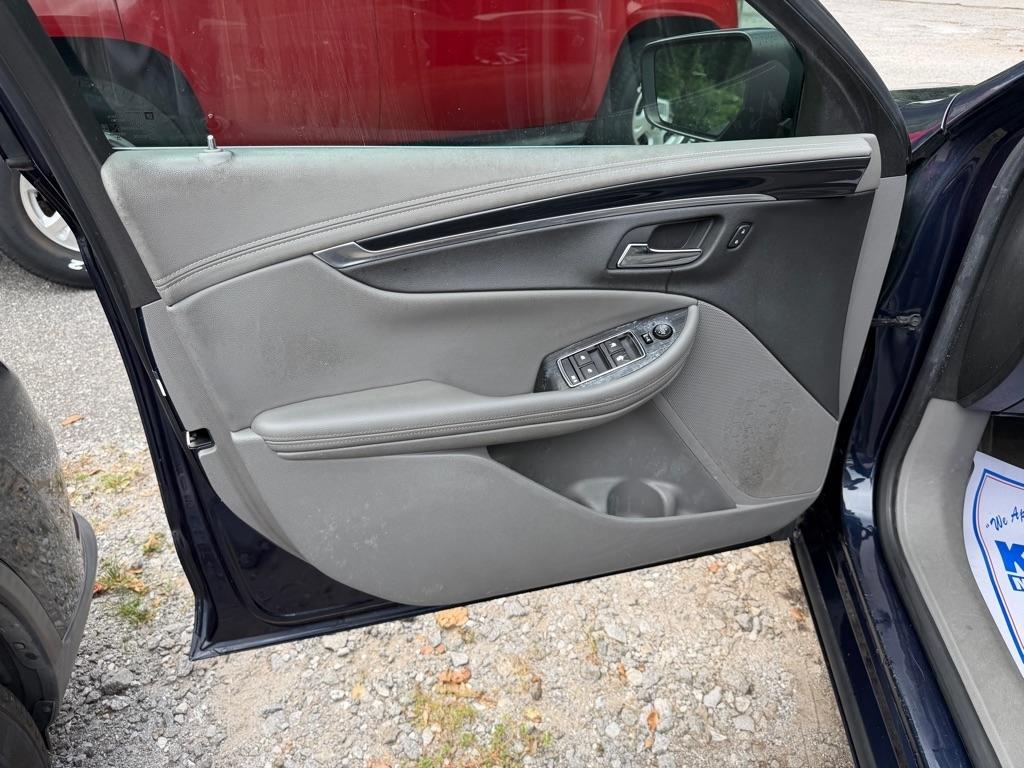 Chevrolet Impala 4dr Sdn LS w/1FL 2019