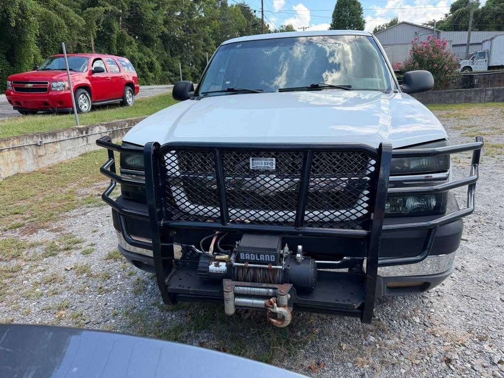 Chevrolet Silverado 2500HD Crew Cab 153" WB 4WD LS 2004