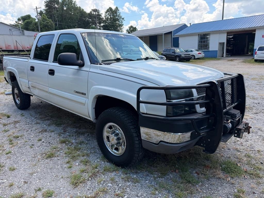 Chevrolet Silverado 2500HD Crew Cab 153" WB 4WD LS 2004