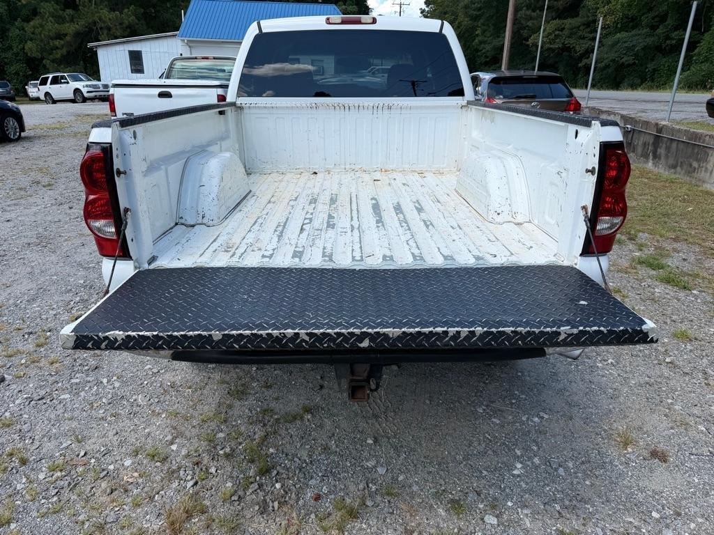 Chevrolet Silverado 2500HD Crew Cab 153" WB 4WD LS 2004