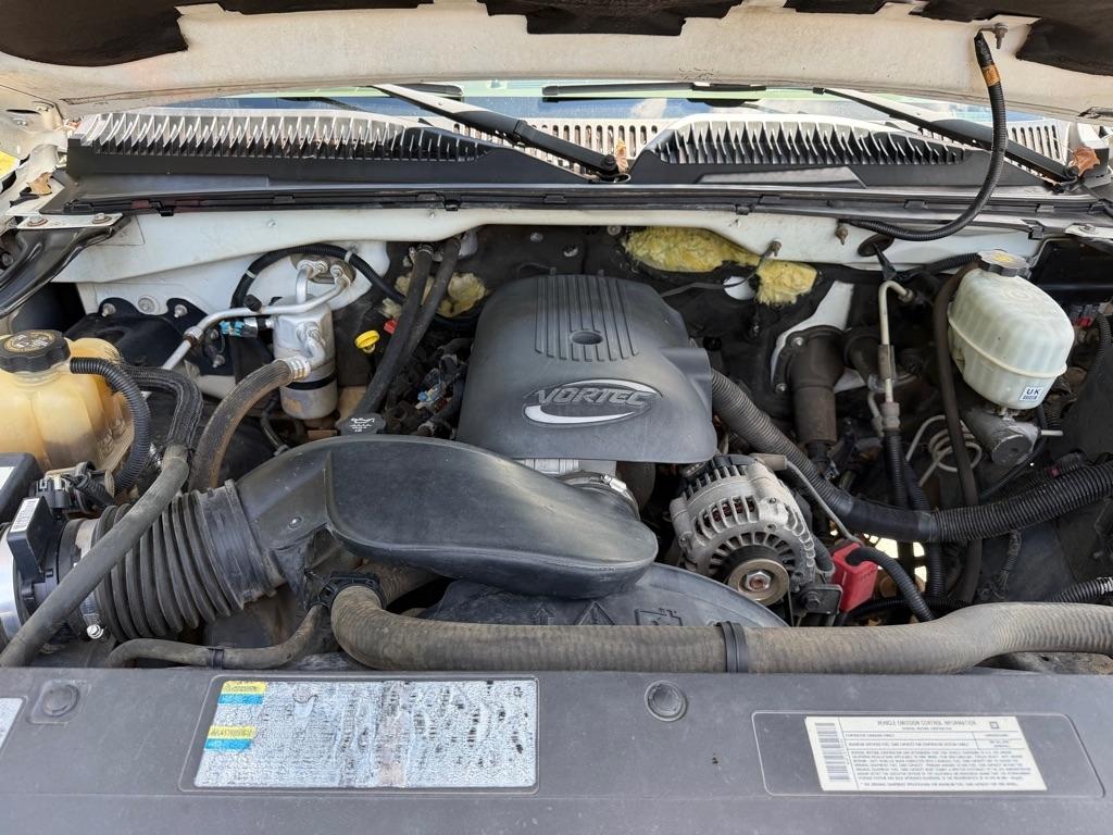Chevrolet Silverado 2500HD Crew Cab 153" WB 4WD LS 2004