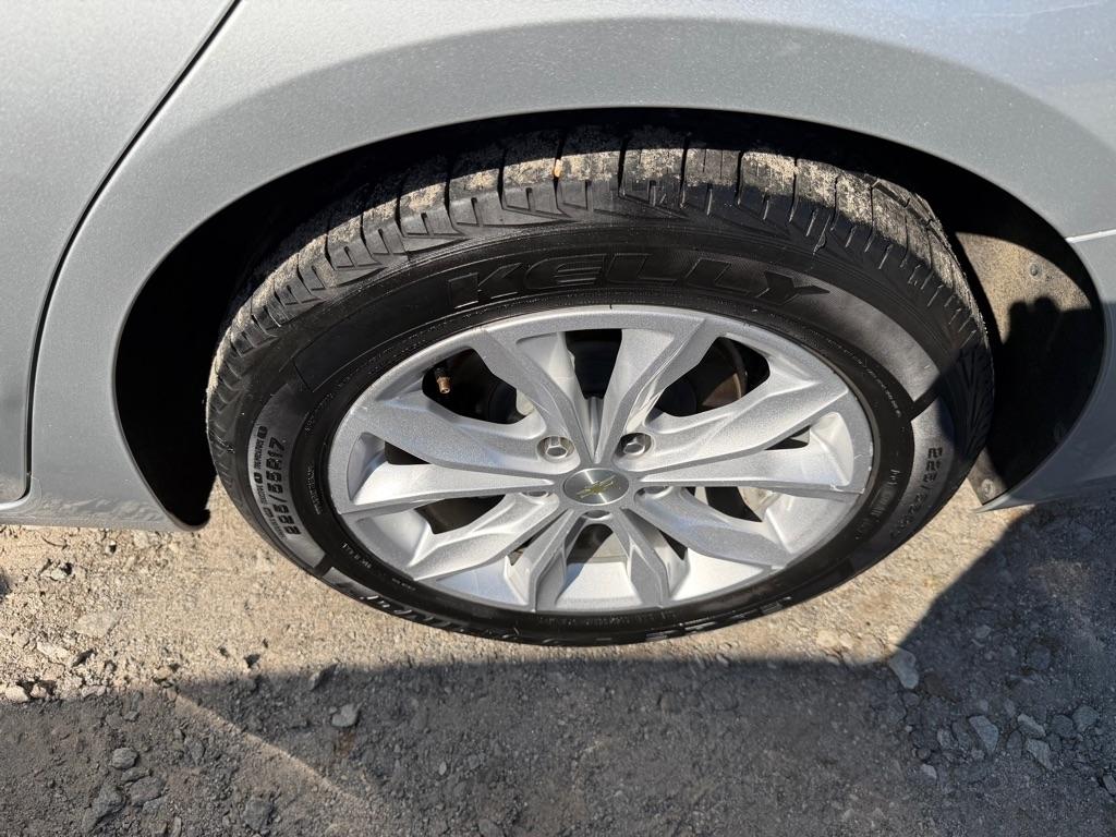 Chevrolet Malibu 4dr Sdn LT 2020