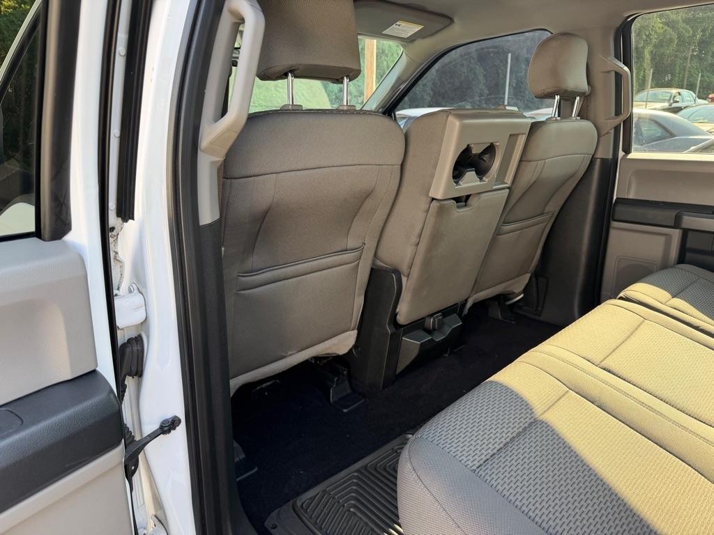 Ford F-150 2WD SuperCrew 157" Lariat 2015