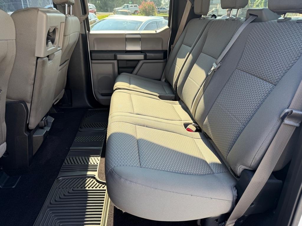 Ford F-150 2WD SuperCrew 157" Lariat 2015