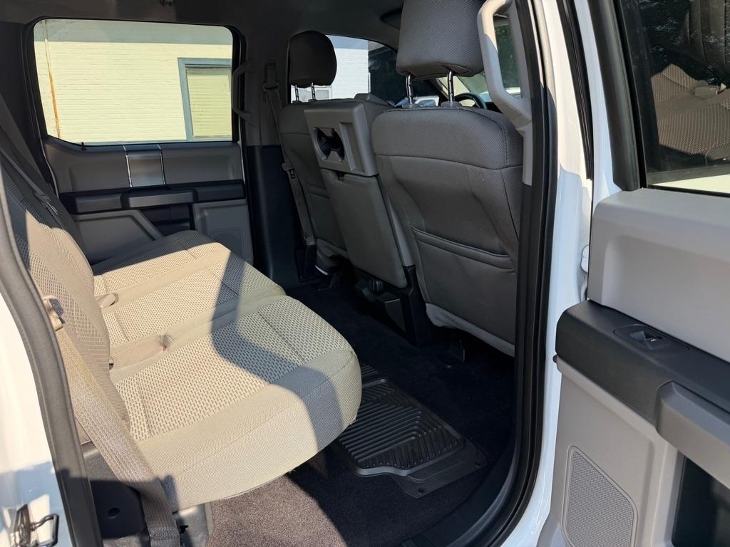 Ford F-150 2WD SuperCrew 157" Lariat 2015