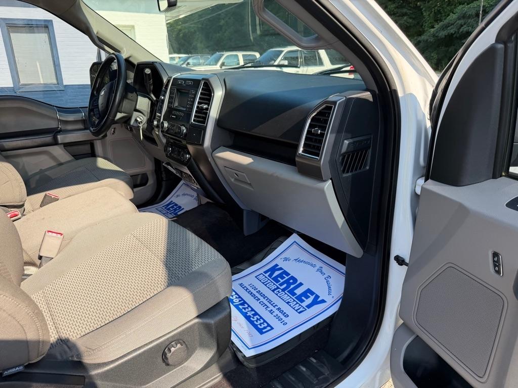 Ford F-150 2WD SuperCrew 157" Lariat 2015