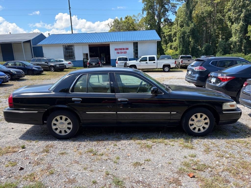 Mercury Grand Marquis 4dr Sdn LS 2008