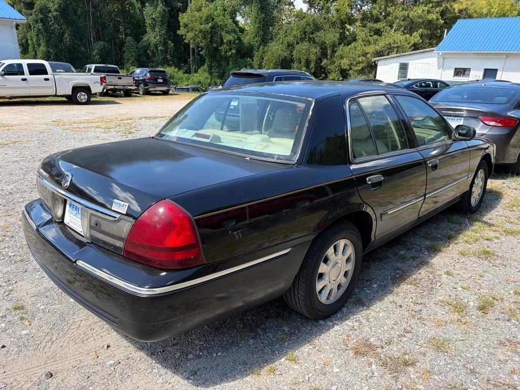 Mercury Grand Marquis 4dr Sdn LS 2008