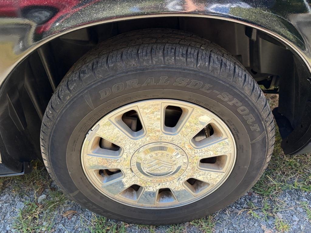 Mercury Grand Marquis 4dr Sdn LS 2008