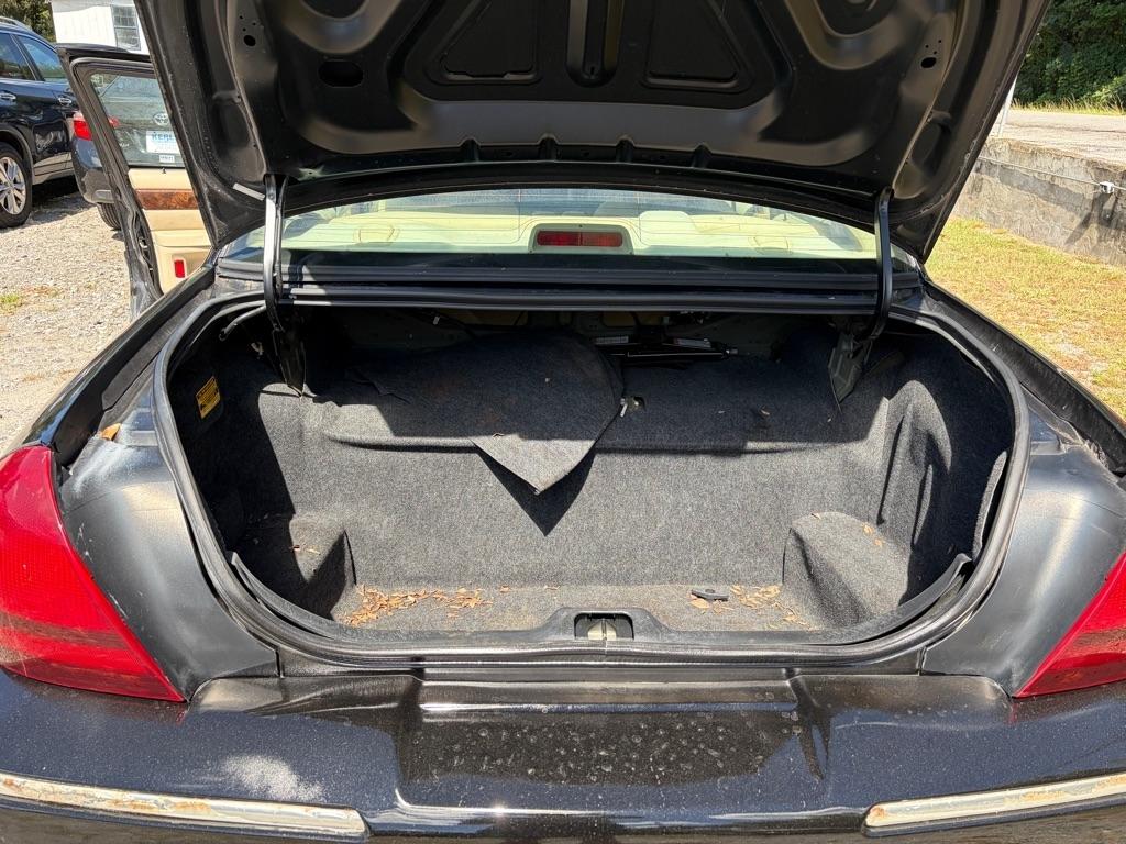 Mercury Grand Marquis 4dr Sdn LS 2008