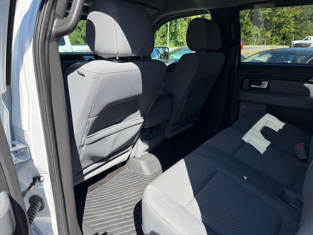 Ford F-150 2WD SuperCrew 145" Platinum 2013