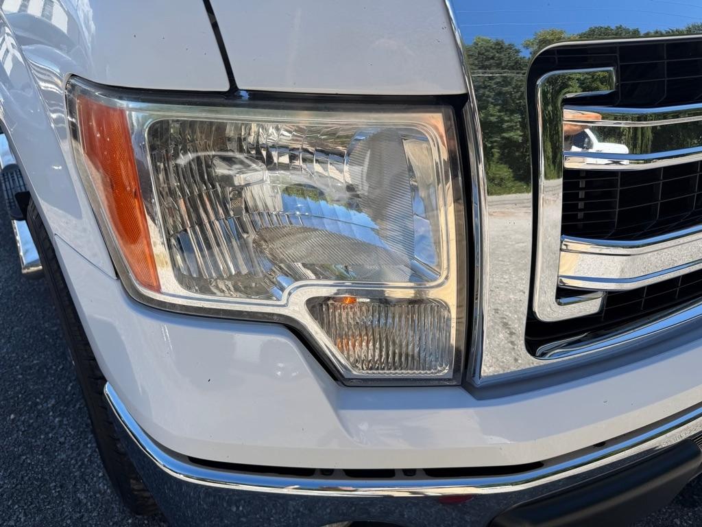 Ford F-150 2WD SuperCrew 145" Platinum 2013
