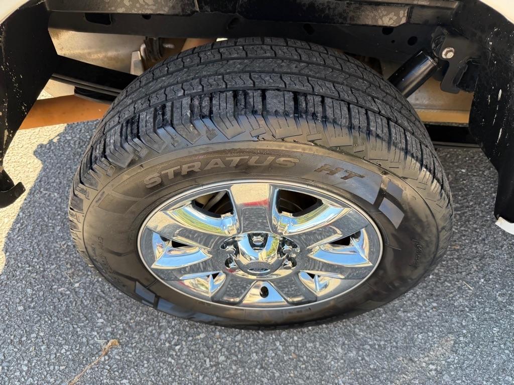 Ford F-150 2WD SuperCrew 145" Platinum 2013