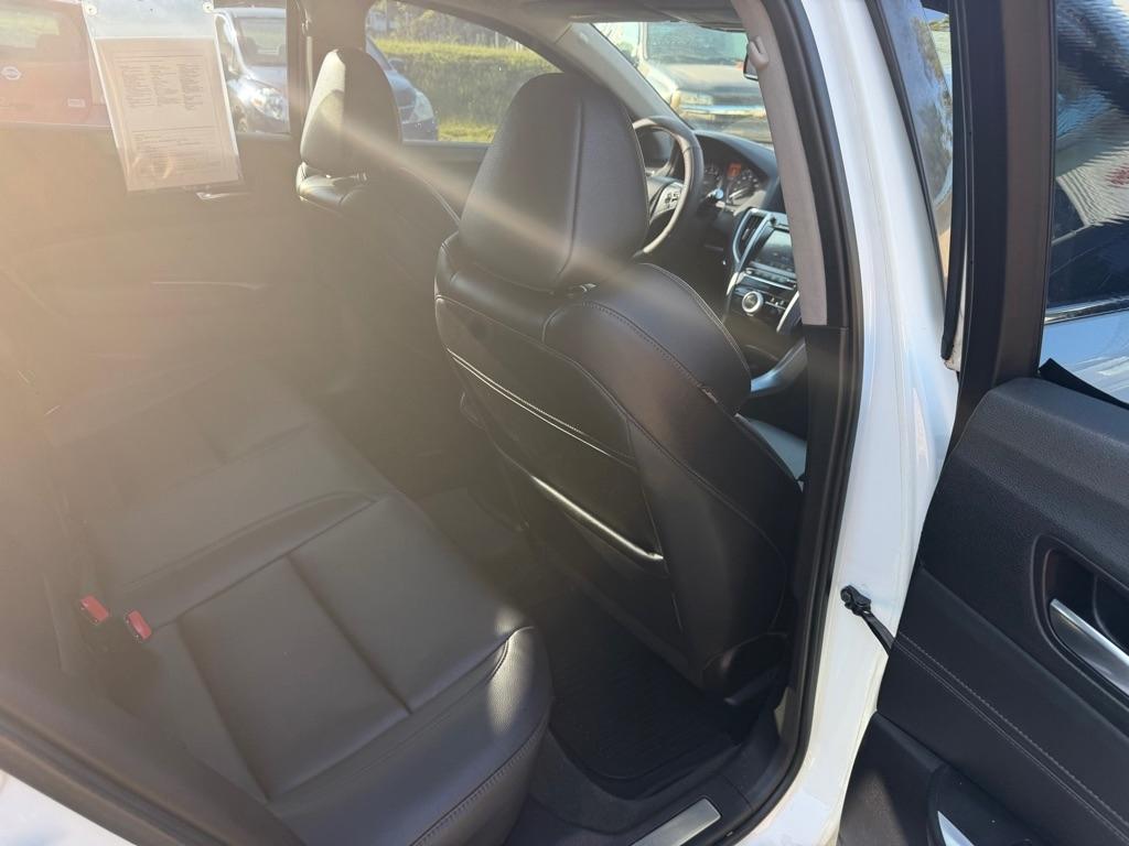 Acura TLX 4dr Sdn FWD V6 2016